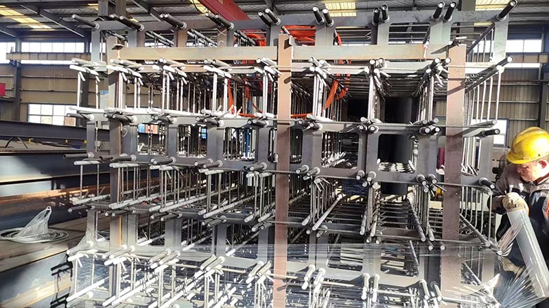 Soláthraíonn Qingdao Liweiyuan Boltaí Ancaire Ard-neart d'Fheirm Sicín NZ